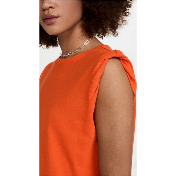 FRAME Rolled Muscle Shirt in Color Orange Crush 🍊 - Picture 2 of 16